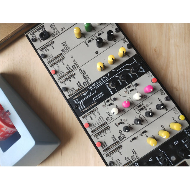BF Synths - BF-01 Le Module [AE MODULAR]