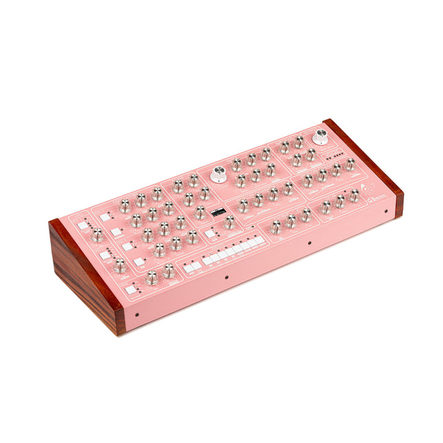 GS - e7 [Pink Limited Edition]