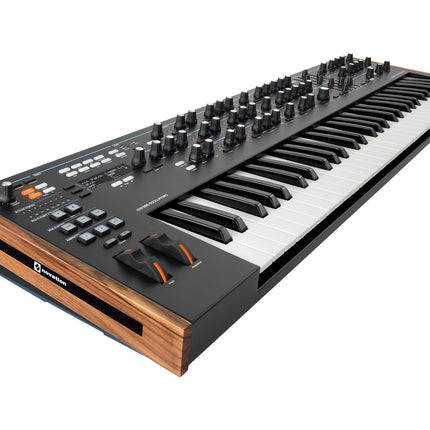 Novation Summit [DEMO UNIT]