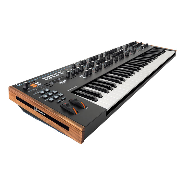 Novation Summit [DEMO UNIT]