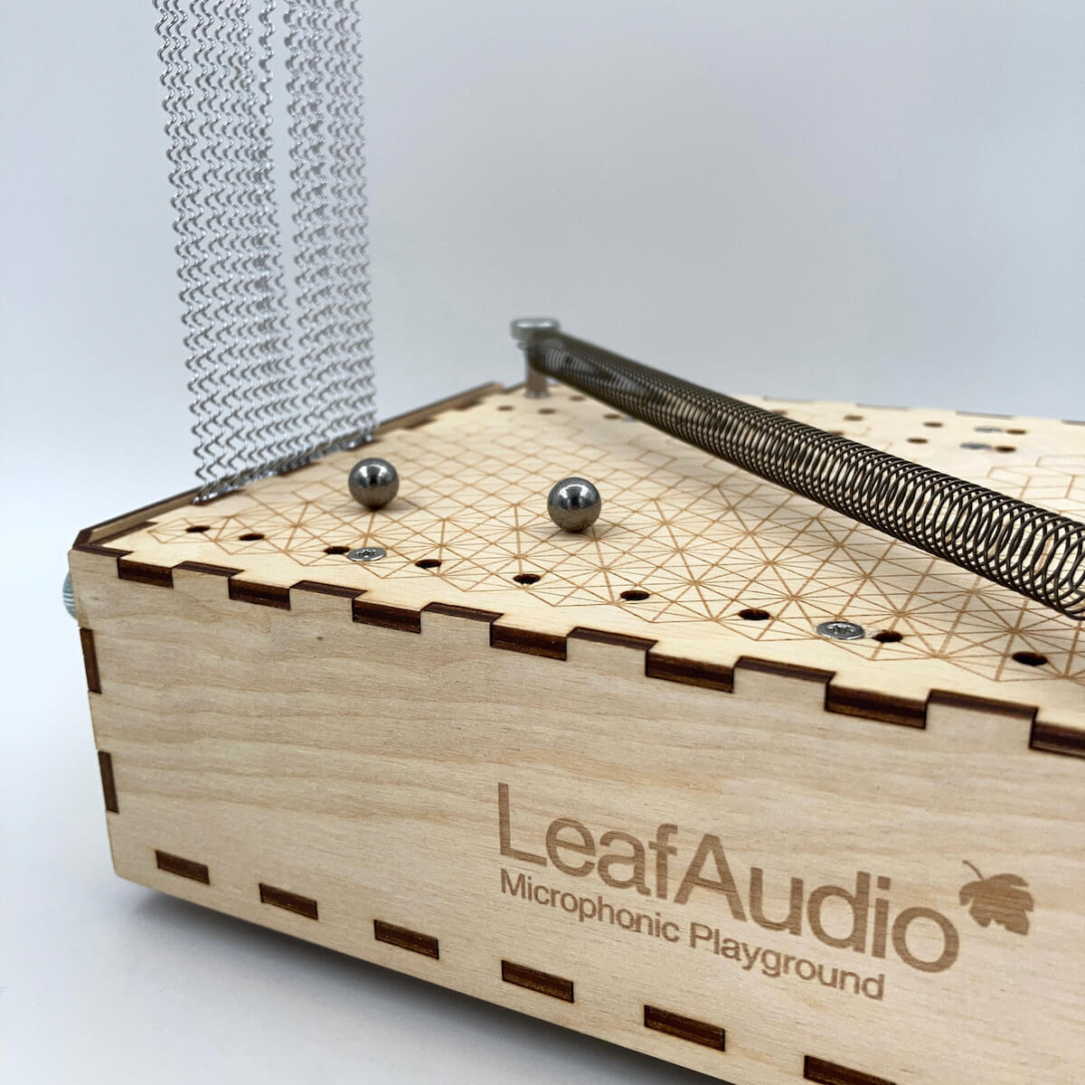 Microphonic Farming Leaf Audio - Microphonic Playground – Noisebug
